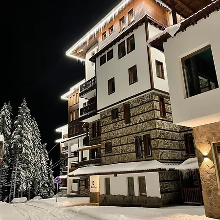 Apartmán Olive Grand 8 To 10 Guests Balcony Parking *