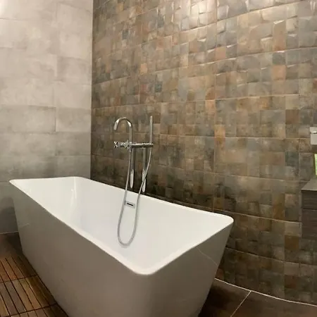 Olive Grand 8 To 10 Guests Balcony Parking * Pamporowo